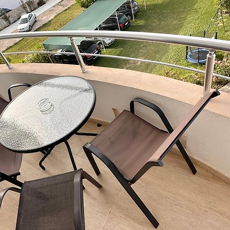 Apartmens Xhenis Lux ウルツィニ エクステリア 写真